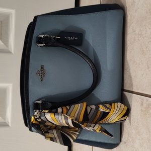 Coach Margot Carryall